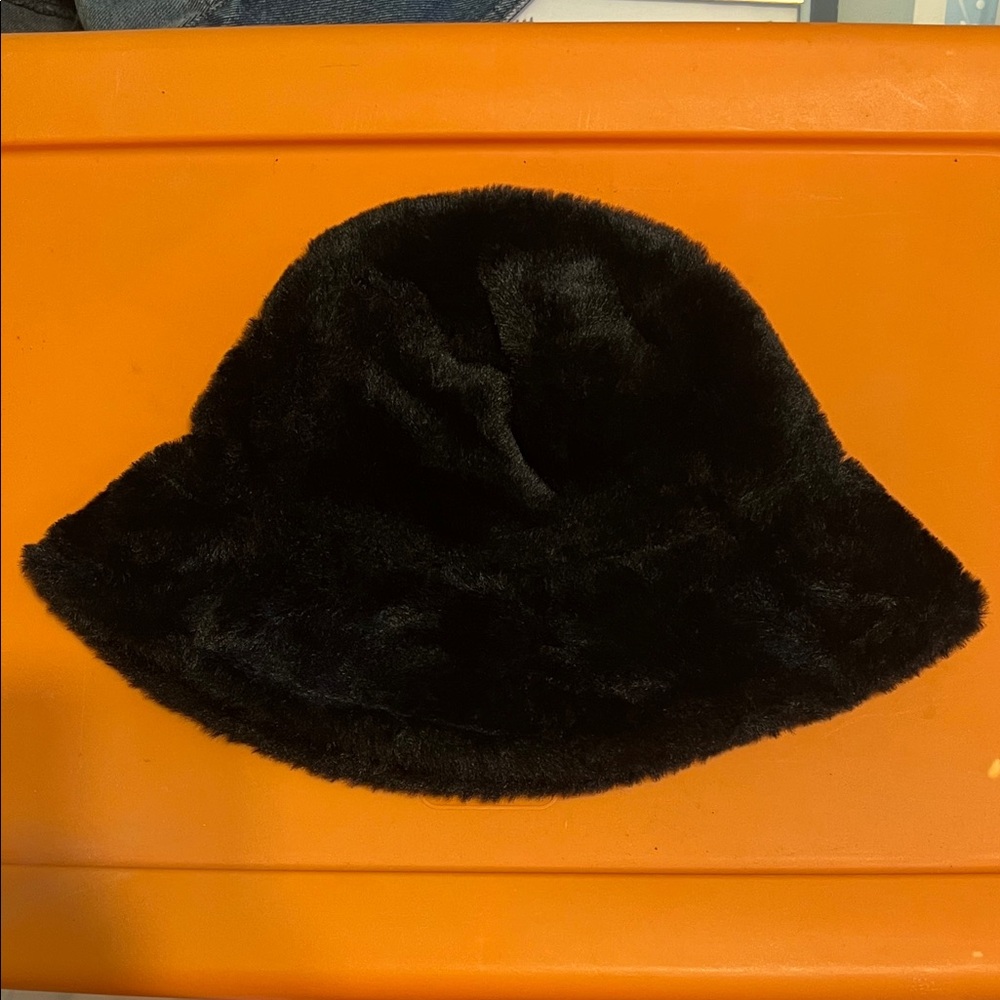 Elegant Black Faux Fur Bucket Hat